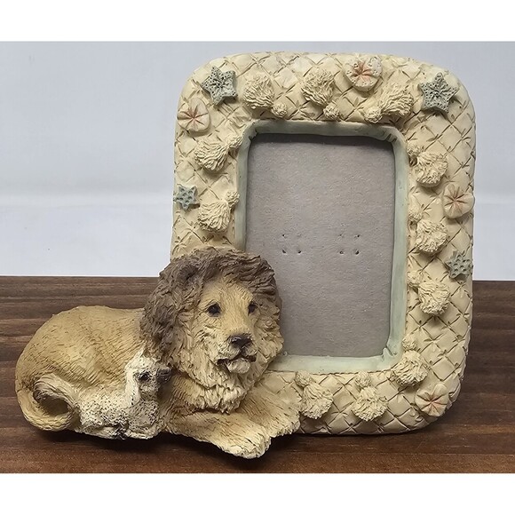 UDC Other - 1992 UDC Lion And Lamb Vintage Picture Frame 3D Fits 2.5"x3.5" Resin